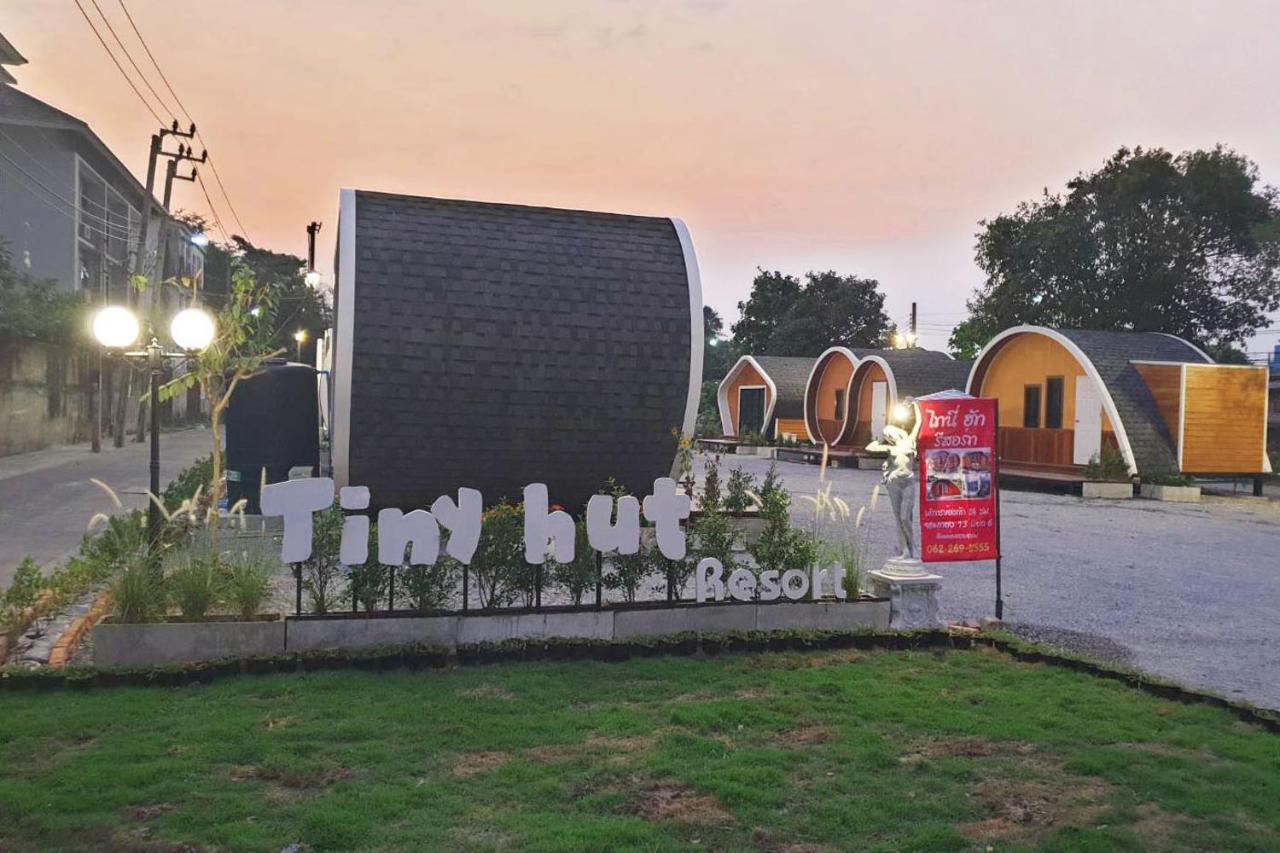 Tiny Hut Resort Bangkok Extérieur photo